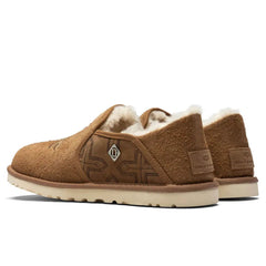 UGG x Children of the Discordance Kenton - Chestnut Tektoty
