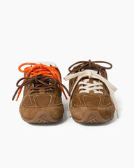 Suede Distressed Finish Mismatched Laces Sneakers Tektoty