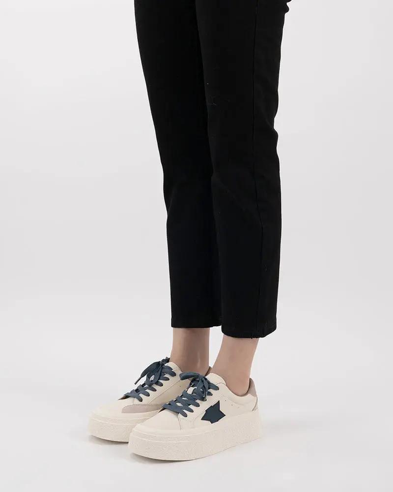 Star Pattern Lightweight Platform Sneakers Tektoty