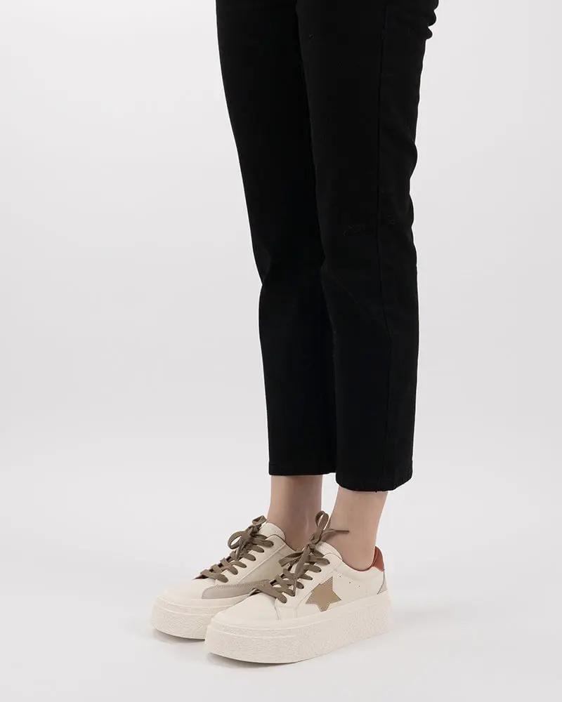 Star Pattern Lightweight Platform Sneakers Tektoty