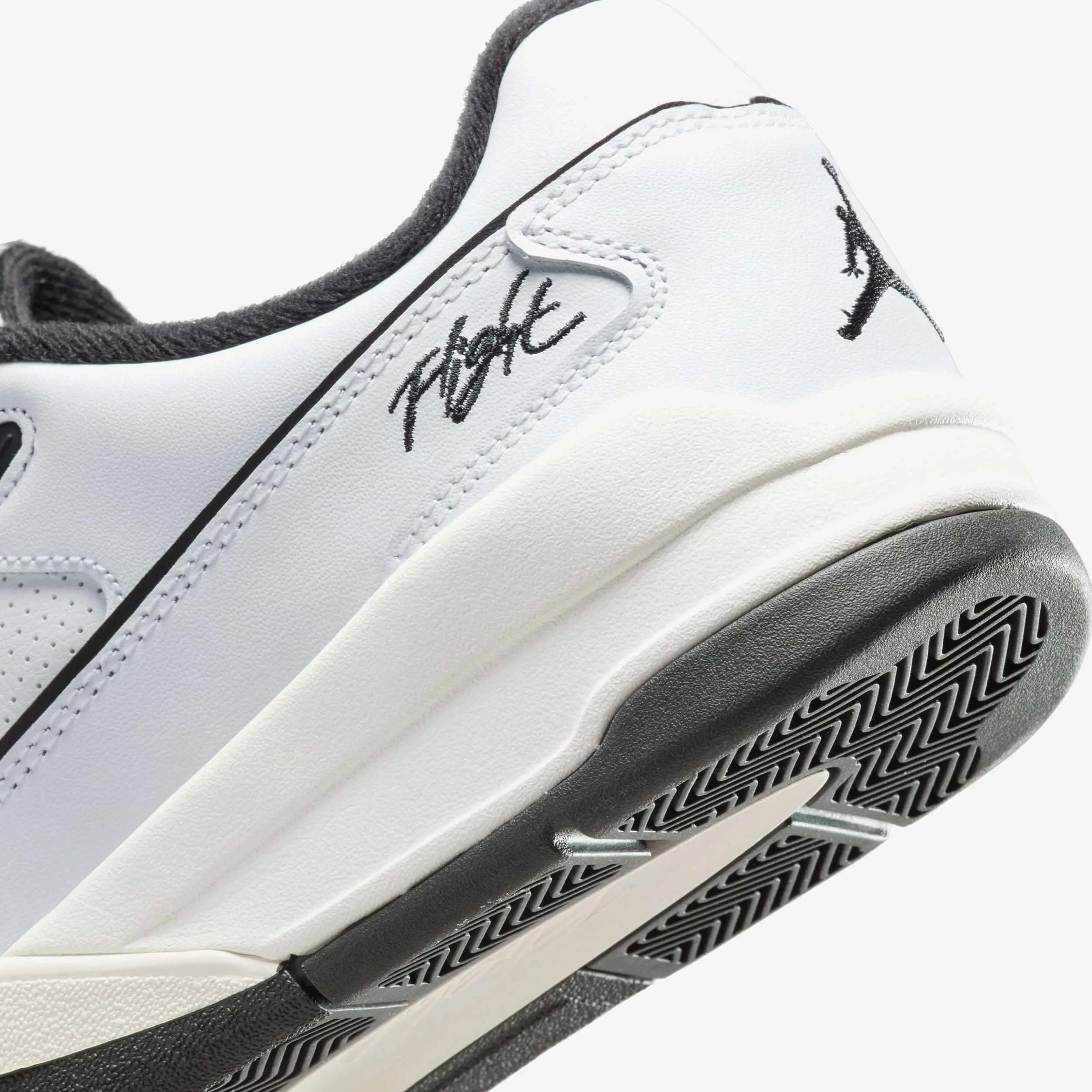 Flight Court Tektoty